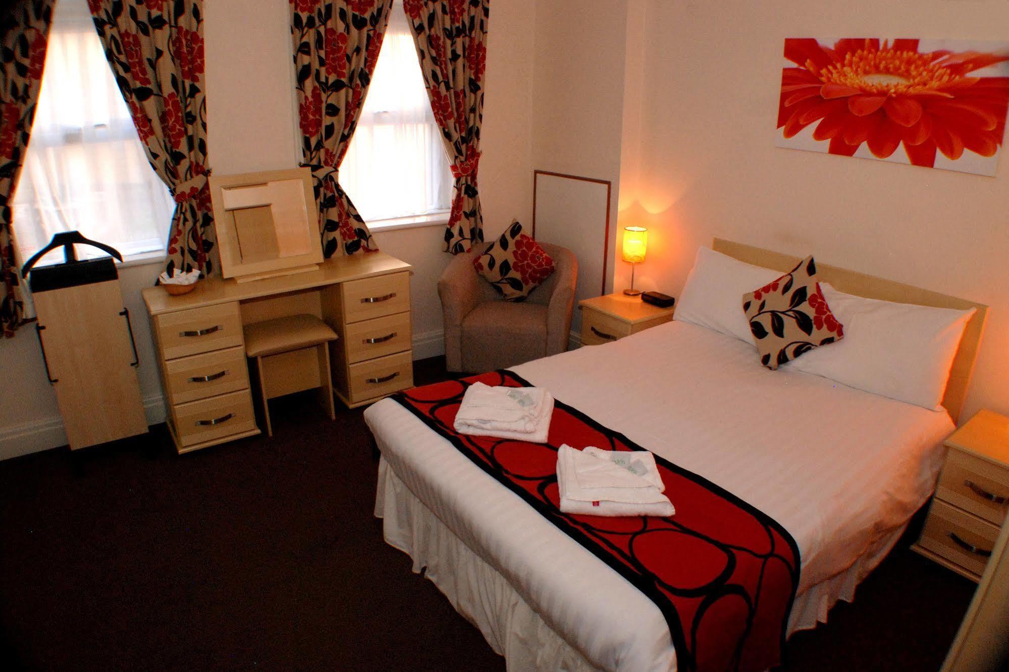 Mars Hotel Seaview Blackpool Dış mekan fotoğraf